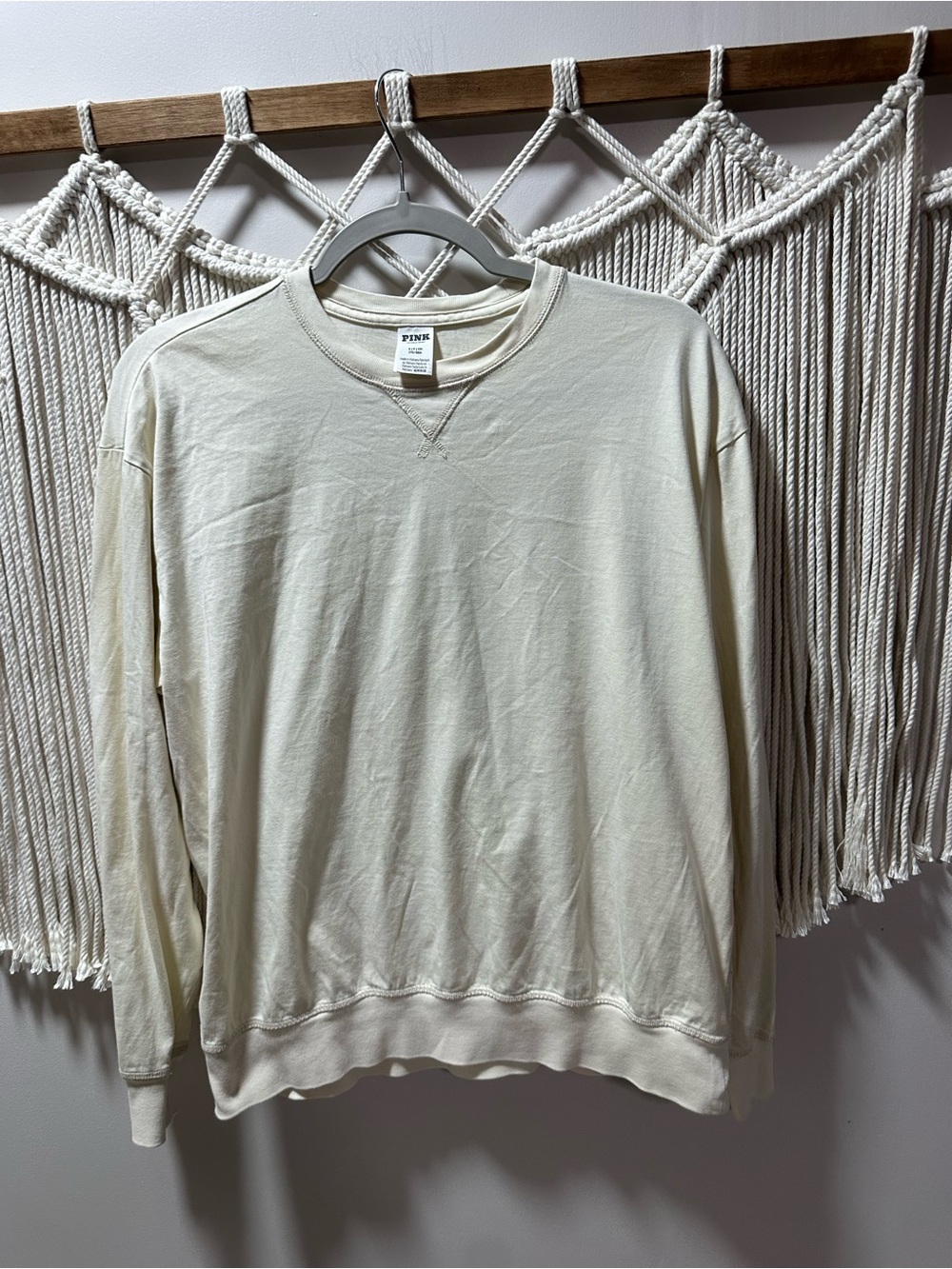 PINK Victoria's Secret Ivory Long-Sleeve Crewneck Sweatshirt